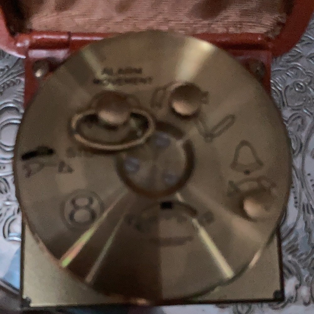 Clock - Picture 3 of 4